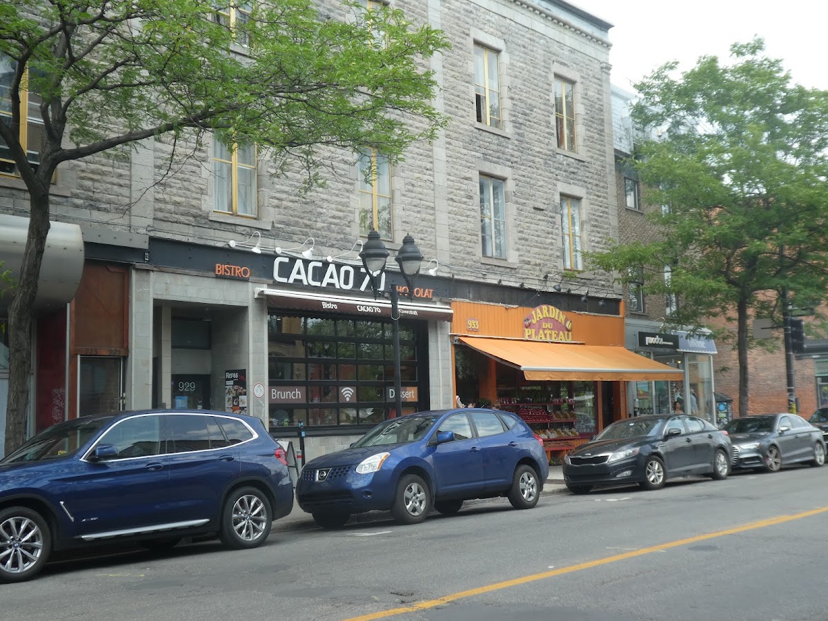 CACAO 70 Eatery